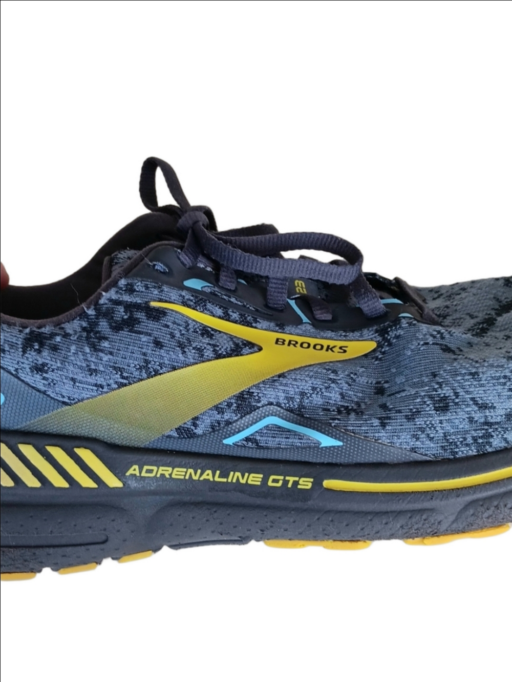 Brooks Adrenaline GTS 23 Running Shoe - Gray & Yellow Accent Lightweight Cushion - Picture 7 of 10